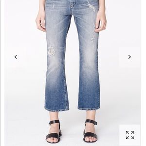 A|X Armani Exchange DISTRESSED CROP FLARE JEAN S28